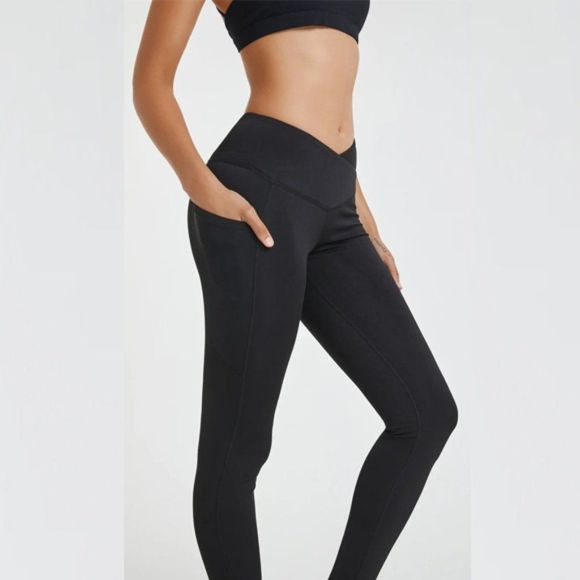 Black Crossover Legging With Pocket - Crossover Waist - Crossover Legging - Picture 5 of 6